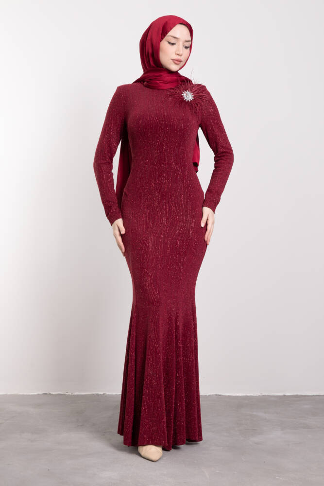Broş Detaylı Balık Elbise Bordo 