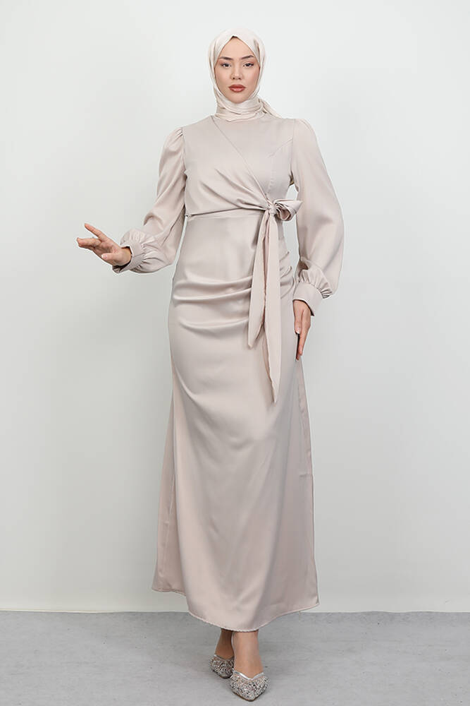 Saten Yan Kuşaklı Elbise Krem 
