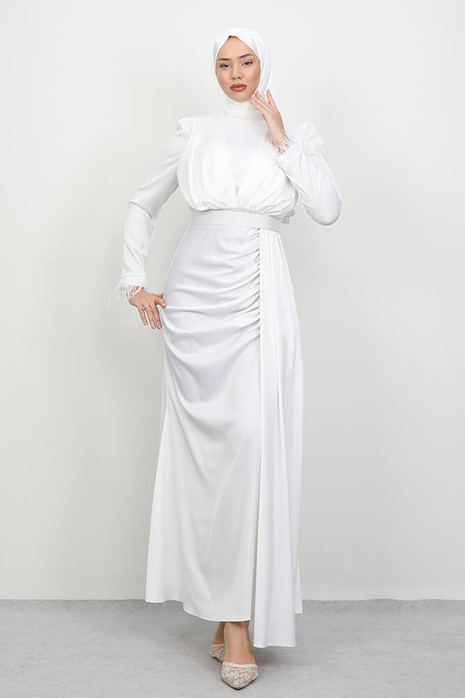Tüylü Saten Tesettür Elbise Beyaz 